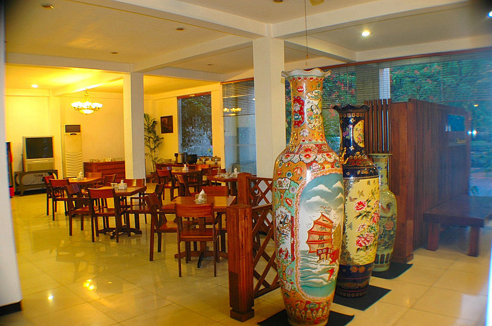 Foresta Inn Family Resort Prigen Екстер'єр фото