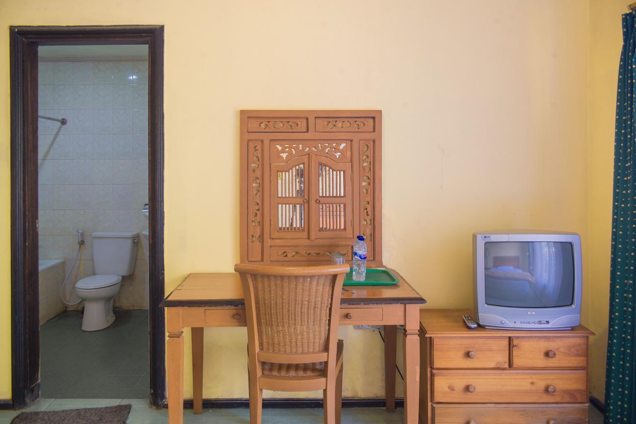 Foresta Inn Family Resort Prigen Екстер'єр фото