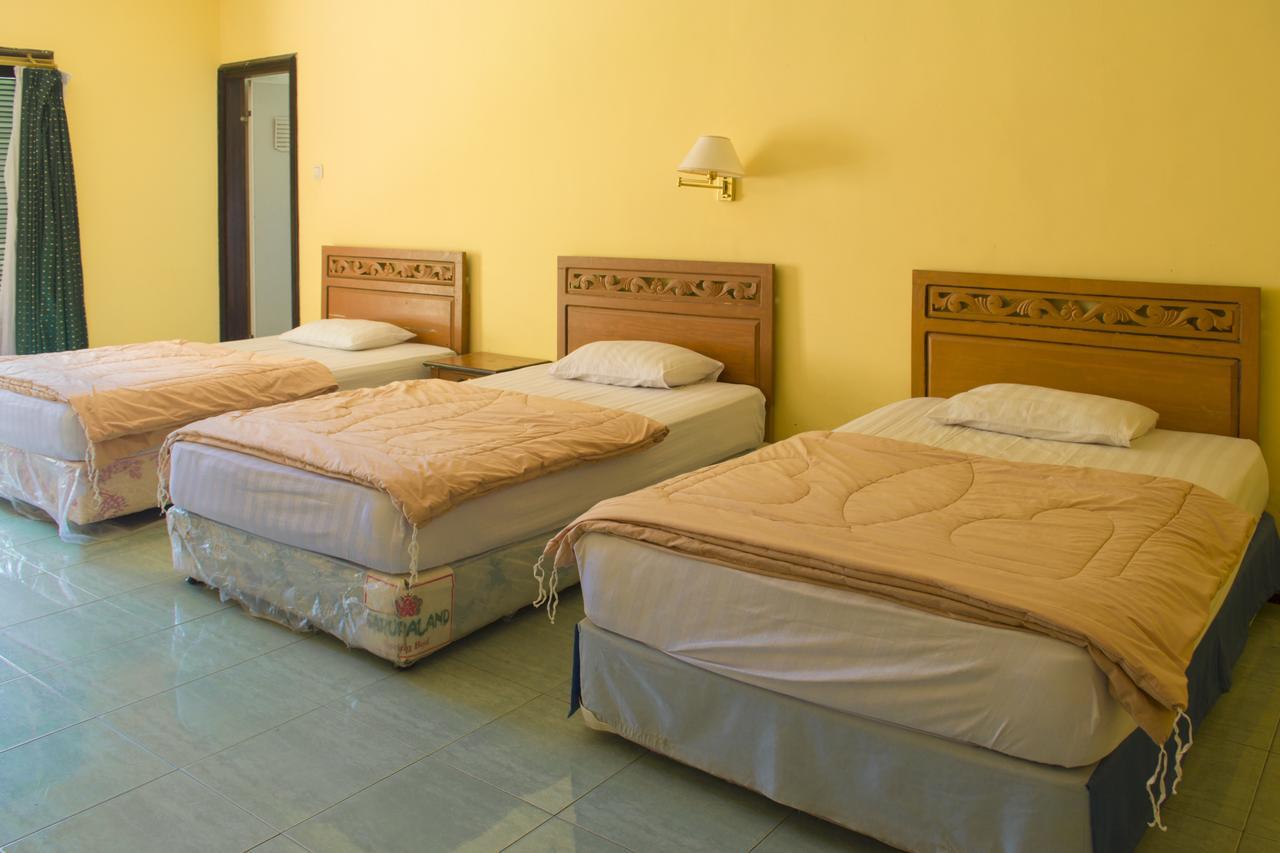 Foresta Inn Family Resort Prigen Екстер'єр фото